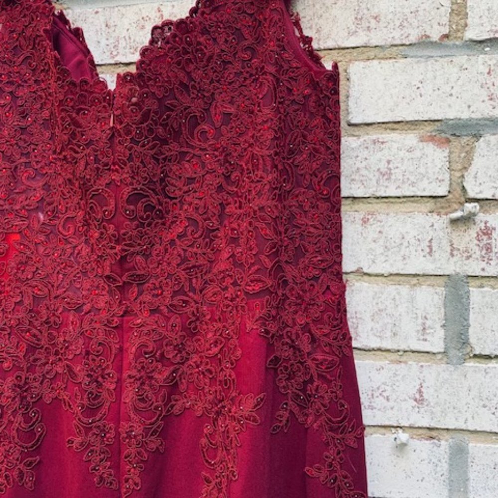 DANCING QUEEN Maxi evening gown dress Burgundy color off shoulder size 3XL - NWT - Picture 8 of 16